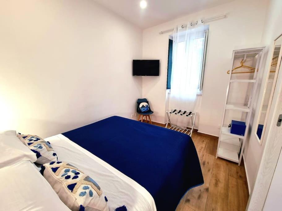 Petite Apartment *